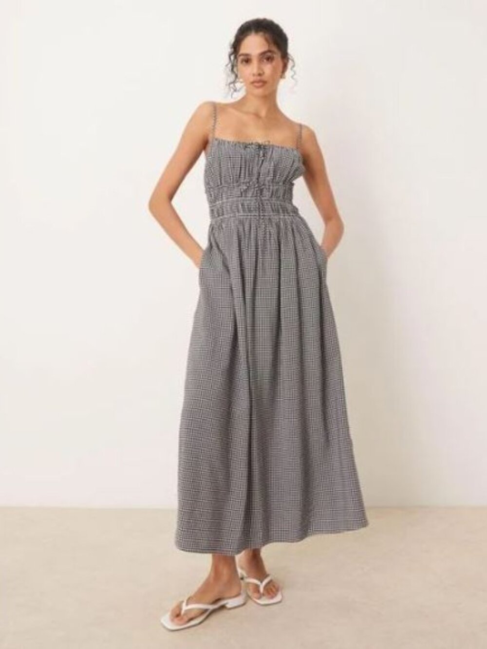 NWT Abercrombie & Fitch | Gingham Smocked Tie-Front Midi Dress | Size Medium